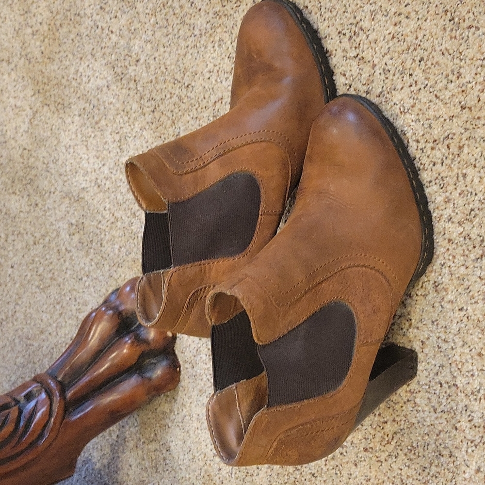 Boc Born booties